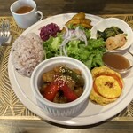 ATELIER CAFE VILLA GRAND - 