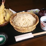 手打そば 鬼七 - 更科天ざる大盛り