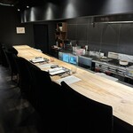 洋仏和膳 いとう - 店内(カウンター席のみ)