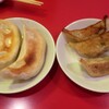 本格餃子 包