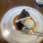 Kitchen まなや - バスクチーズケーキ。アイスをサービスしていただきました。感謝しかないです。ありがとうございます。