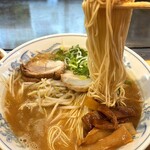 お好み焼 ぷぅ - 麺リフト