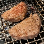 焼肉ホルモン はねいし - 