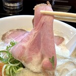 中華蕎麦 葛 - チャーシューリフト