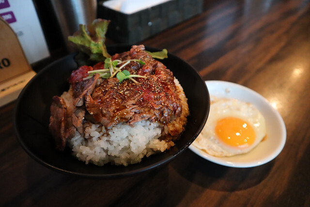 Red Rock Ame Mura Ten - Yotsubashi/Steak | Tabelog