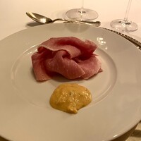 銀座 ハプスブルク・ファイルヒェン - 神田老闆自ら切り分けてくれたバイシンケンに舌鼓を打ち（オプションにして要予約）