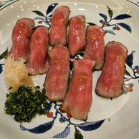 横浜 瀬里奈 浪漫茶屋 - ローストビーフ寿司　肉が口の中でとけます！！