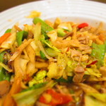 ビュッフェの豚肉の黒胡椒炒め