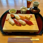 味処みずほ - ◯にぎり寿司ランチ（上）…¥1,600円(税込)
