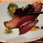 御料理 寺沢 - アナグマの炭火焼を実山椒で