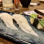 すし酒場 魚あるき - 「えんがわ（税込￥220）×2」「メネギ（税込￥480）」