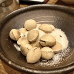 すし酒場 魚あるき - 「塩炒り銀杏（税込￥580）」