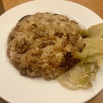 新台北 - もちもちのセイロで蒸した油飯　うま味たっぷり！