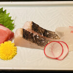すずのあん - 刺身盛　本マグロ（赤身、トロ）　サワラの炙り　タイ