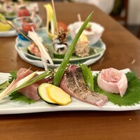博多水炊きと地鶏串えんま - 魚のお刺身