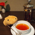 紅茶はポットサービス