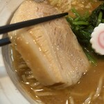 旋 - バラ肉焼豚　今回は何気に厚めで嬉しいです♪