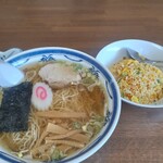 志づ美 - 中華そばセット1200円。