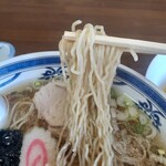 志づ美 - 麺アップ。