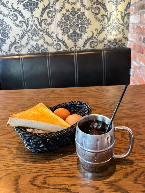 Sylvia Coffee Ten Yatomiten