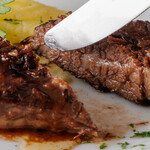 CAFE BAR REGALO - 国産牛の赤ワイン煮込み