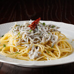 CAFE BAR REGALO - しらすのペペロンチーノ