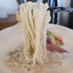 鶏×麦 らら - 麺は自家製ストレート細麺になります！