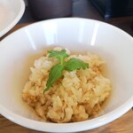 鶏×麦 らら - こちらが「生姜ご飯」です、丼ぶりで食べたい！