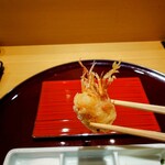 天冨良 麻布よこ田 - 天ぷらのスタートの車海老くも足味噌も美味しい