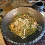 旧ヤム邸  - ヤムスープ投入