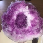 サクラかき氷工房 - 中までシロップが………。