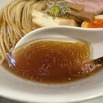 酒肴場 屯 - 雑味のない平子煮干しの深い旨味が素晴らしい煮干し中華
