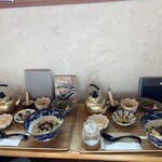 里芋と蜂蜜 - 左は茶漬け定食、右が梅茶漬け定食