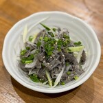 炭火焼肉ホルモンさわいし - センマイ刺し