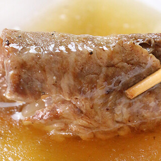 牛肉の旨味を引き出す秘伝のつけだれが決め手。京都焼肉を満喫