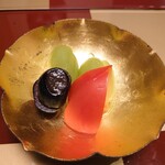 旬菜 幸 - デザート：“ブドウ等三種”スーパーフルーツトマト（北海道産）、パープルマスカット（長野県産）、シャインマスカット（長野県産）…なんとも甘いトマトに感動だった。マスカットに負けない甘さで、フィニッシュだ