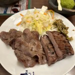 牛たん炭焼 利久 - 料理写真: