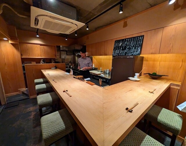 Wine to Sakana Aoyama 16°C photo 4