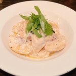 四次元食堂 南インドオステリア - 感動。桃とサワークリームのサラダ。