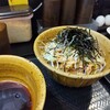 なぜ蕎麦にラー油を入れるのか。 新橋店