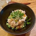 地葉はなれ - 2024.8.  つくね丼