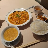 中国飯店 三田店 - サービスランチ 950円