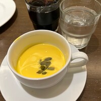 ヴィラッツァ - カボチャの冷製スープ