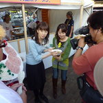 久留米ラーメン清陽軒 - 第1回九州B-1グランプリ　ズームインスーパー山本舞衣子アナ（日本テレビ）と財津ひろみアナ（FBS福岡放送)(掲載承諾済)