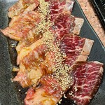 炭火焼肉 矢つぐ - 