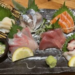 創作和食居酒屋 晴れる屋 - 刺身7種盛り