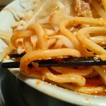 麺でる - 小ラーメン＋辛い奴