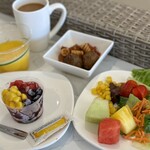 ANA SUITE LOUNGE、ANA LOUNGE - 美味しいものいっぱい！