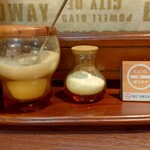 ニューサム・クック - ニューサム･クック テーブル上 (2024.09.11)