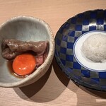 焼肉古今 - 黄身の濃い卵は大分産の「蘭王」